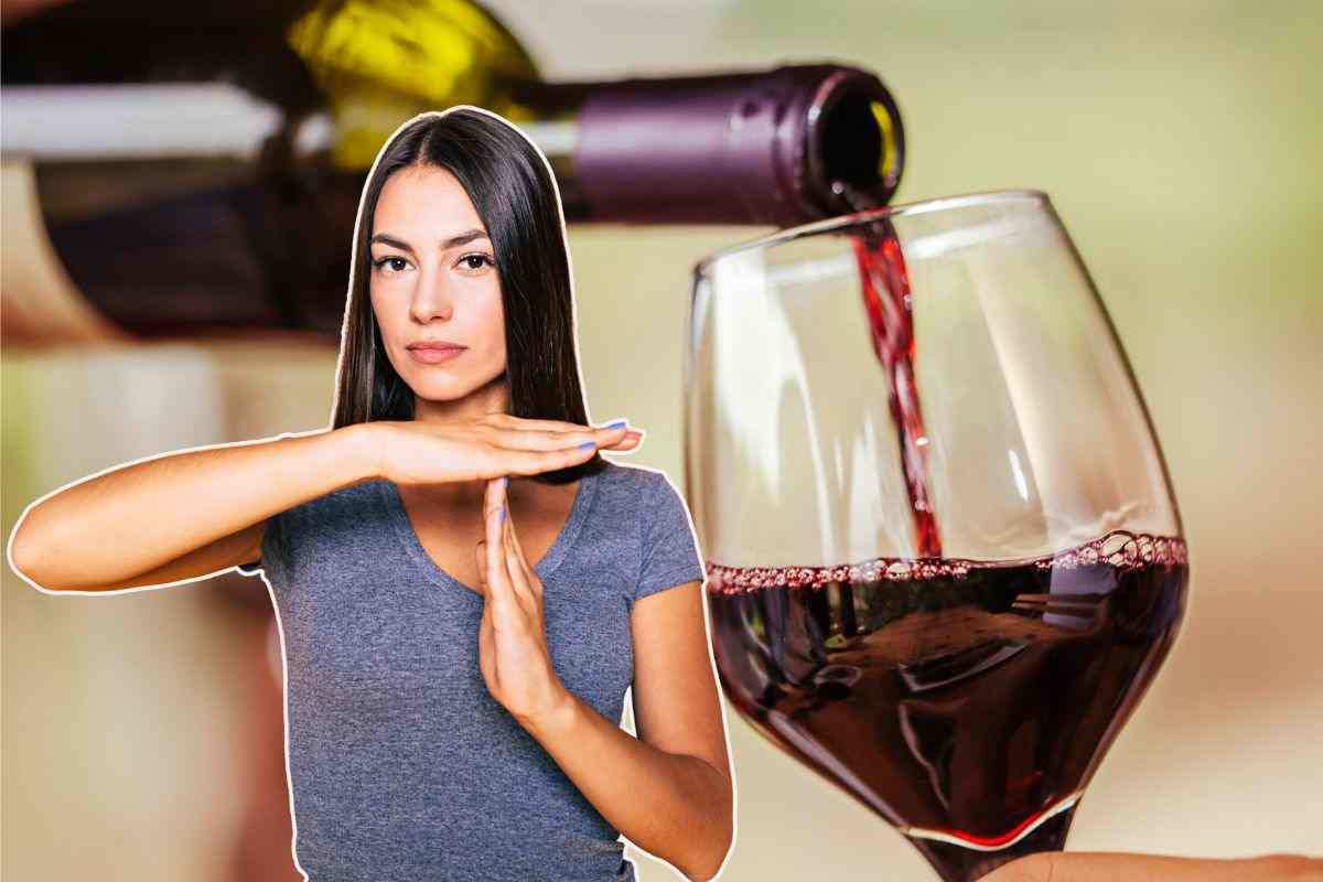 Cosa non fare con il vino servito a tavola